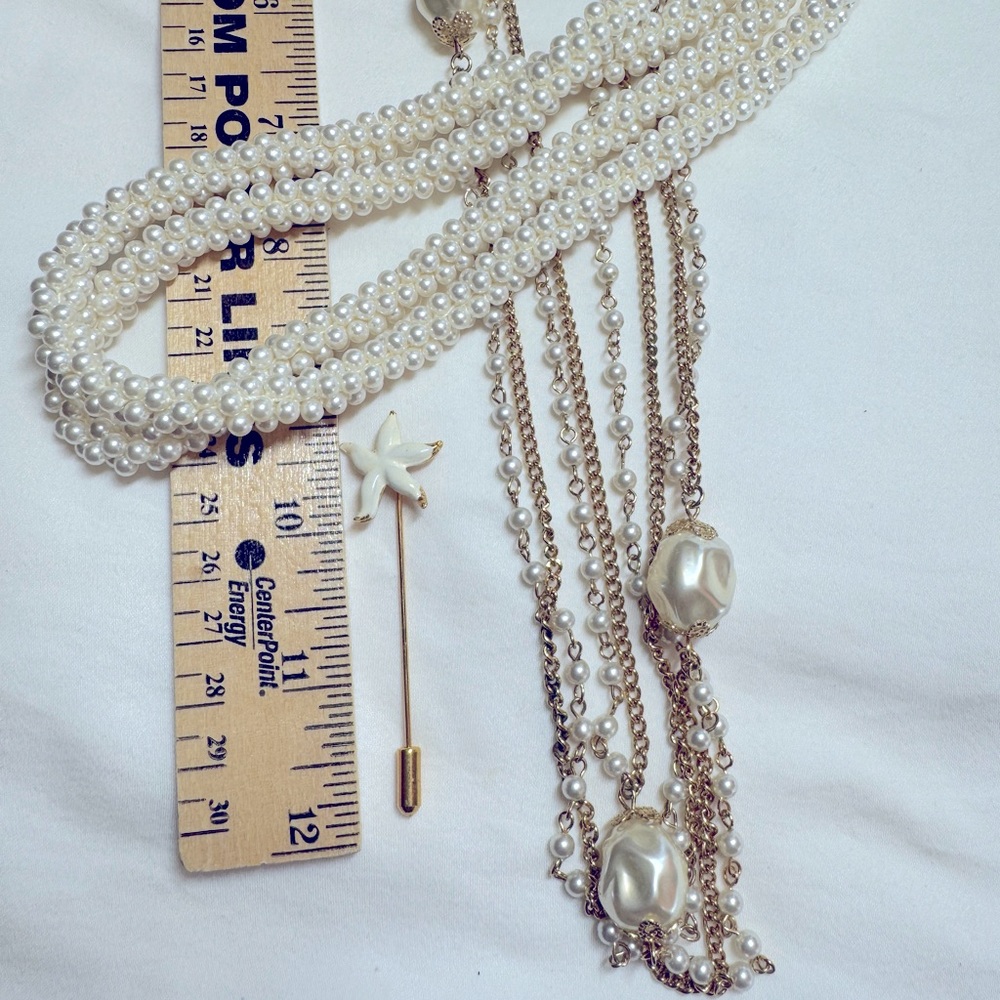 3 piece Vintage set: pearl & gold necklaces, 1 gold & white starfish stickpin
